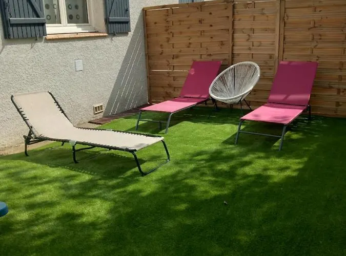 Avec Jardin בית נופש